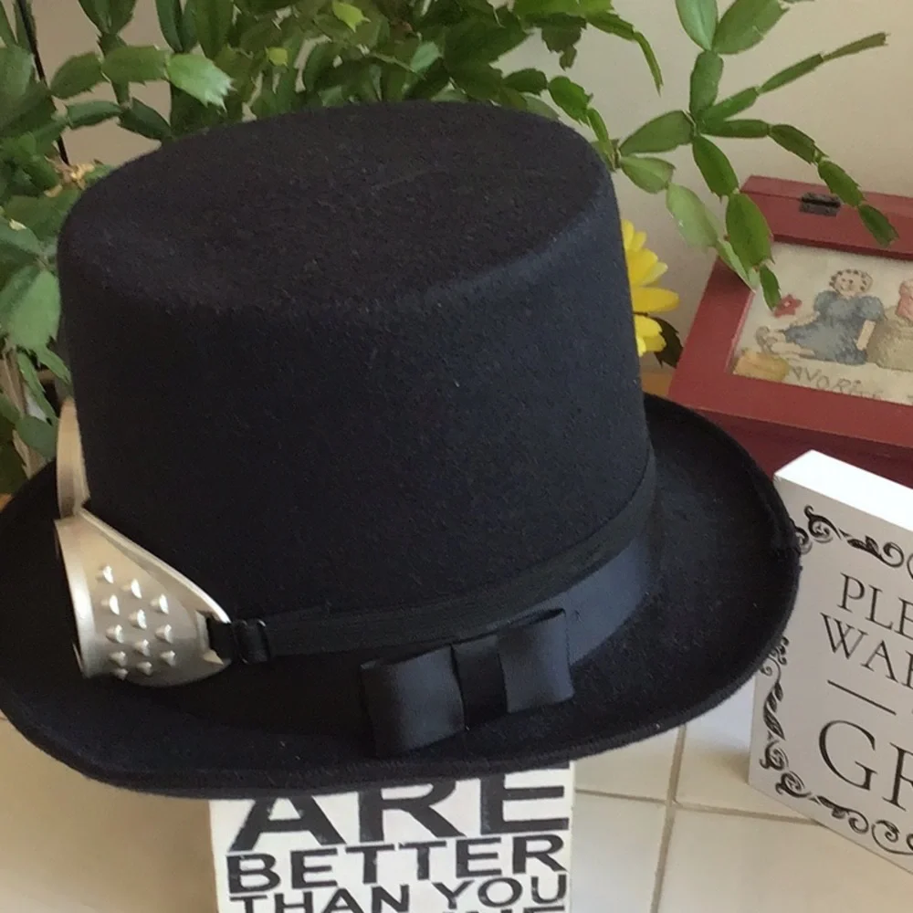 Steampunk Top Hat w/Goggles
